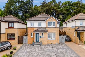 4 Bed Detached House in Ayr KA7