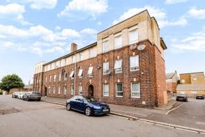 2 Bed Flat in Ayr KA8